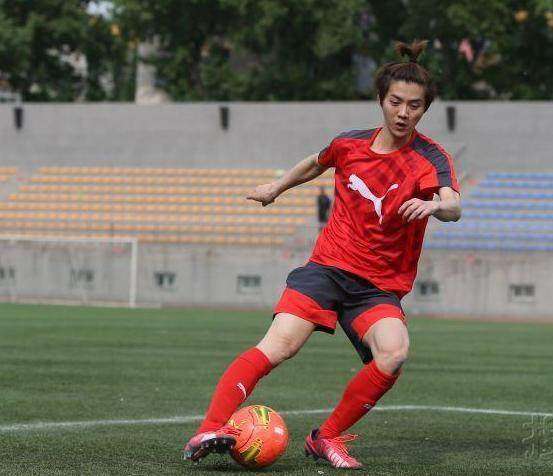 鹿晗球技到底怎么样,鹿晗的足球炫技