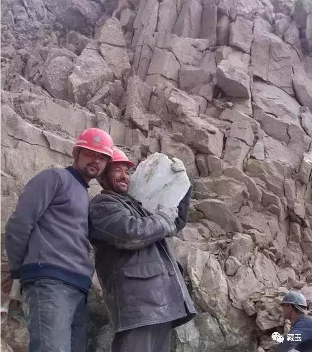 和田玉的各种玉质结构,和田玉的结构肉眼可见吗