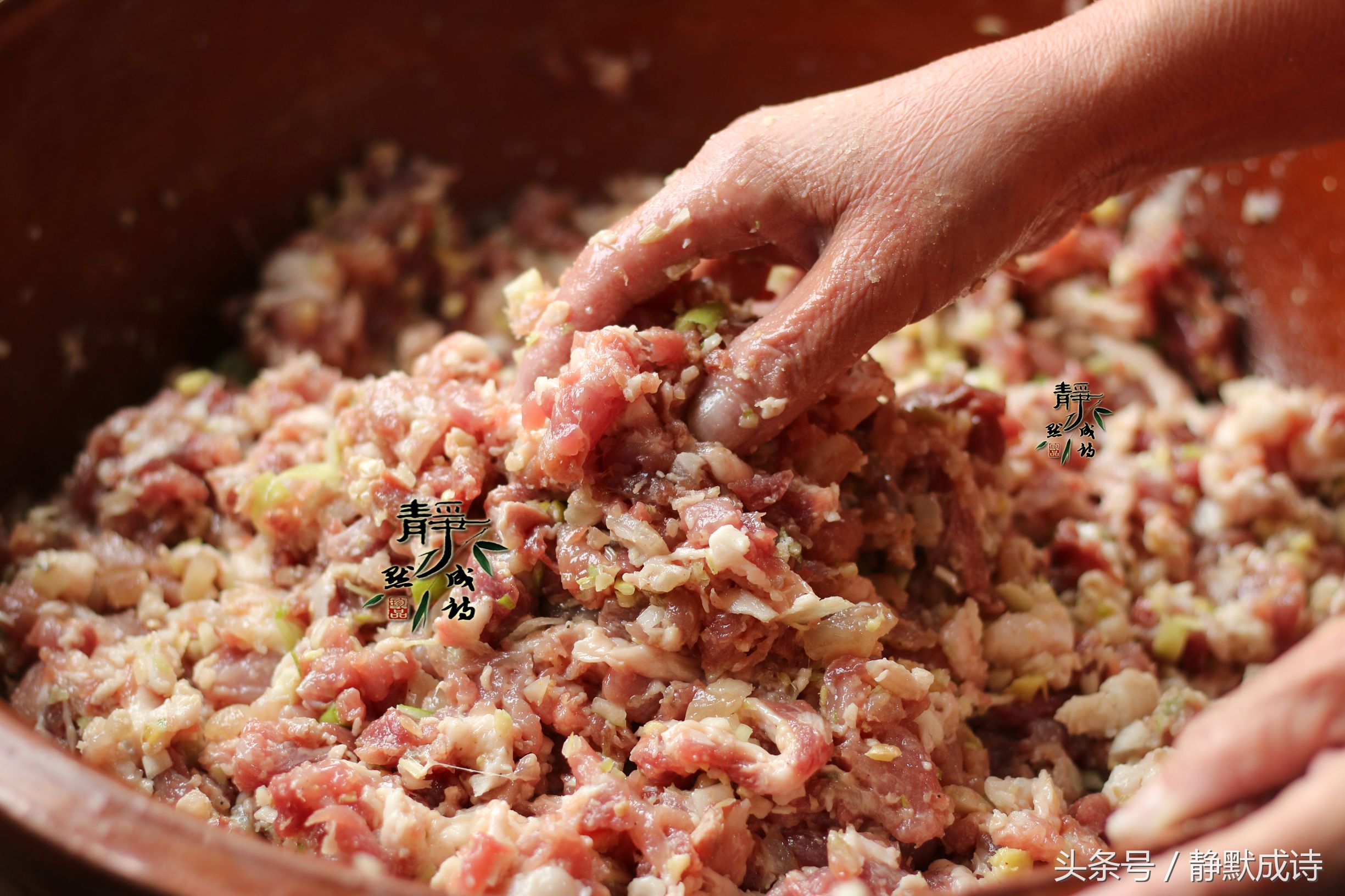 年关将至，我的家乡都会灌这种肠，吃过的人走到天涯也忘不了