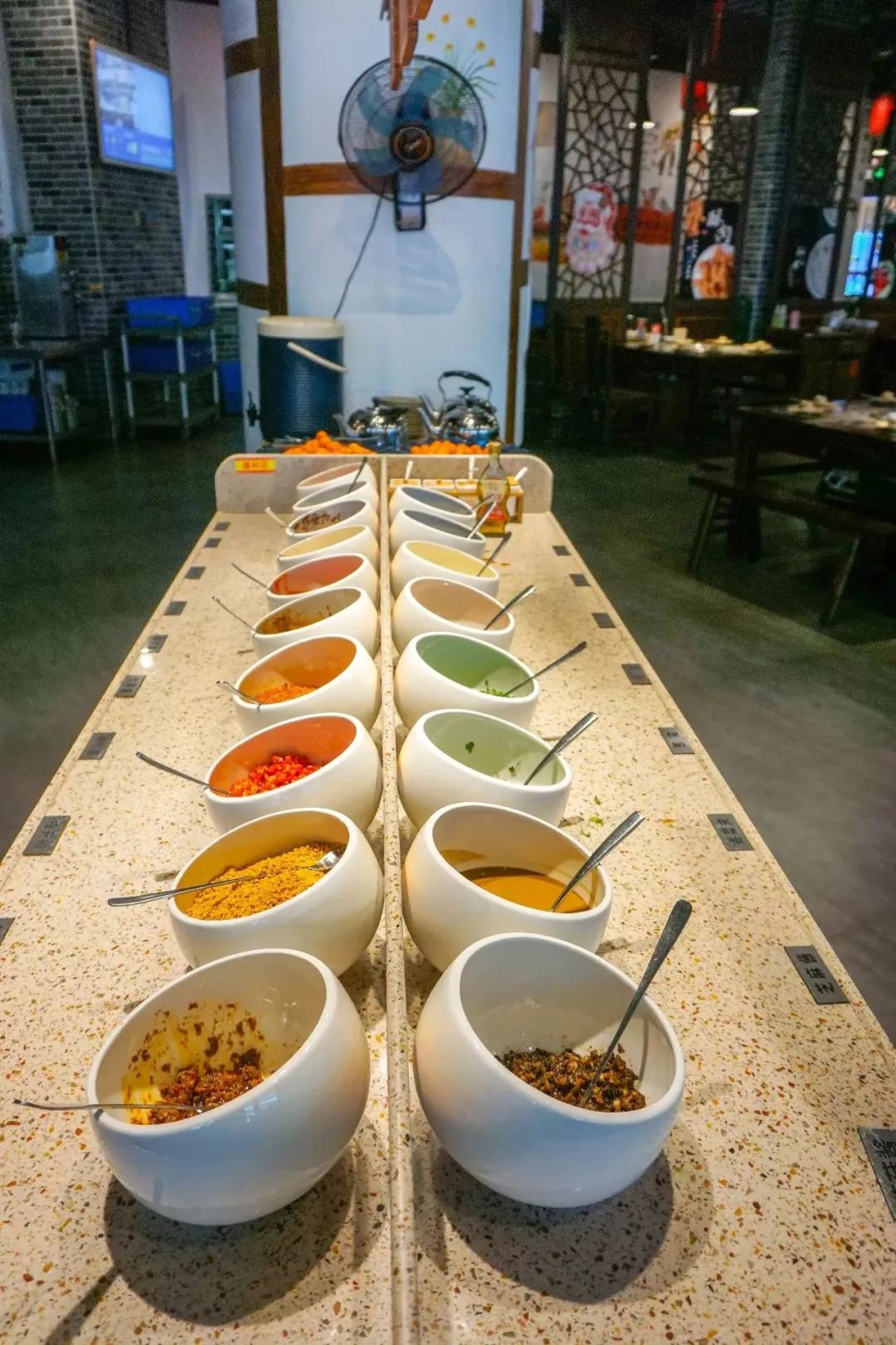 重庆火锅前十强十大必点菜,冬天重庆南山火锅推荐