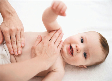 怎样练习婴儿的触觉发育,怎么促进宝宝的触觉