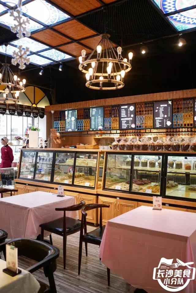 战斗民族都吃啥？长沙第一家俄罗斯餐厅有槽点也有惊喜