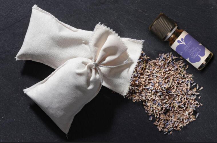 从新疆去内地带什么特产,这些土特产送亲朋好友有面子