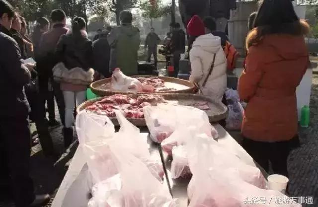 来新市古镇感受浓浓的年味,新春走基层古镇寻风情年味扑面来