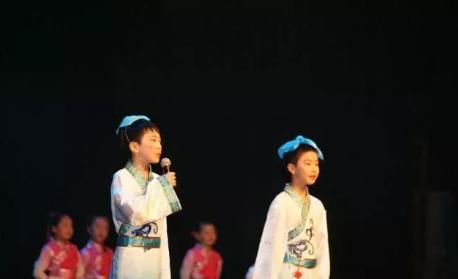 昆山儿童主持人培训班哪个好,昆山金鹰少儿口才培训