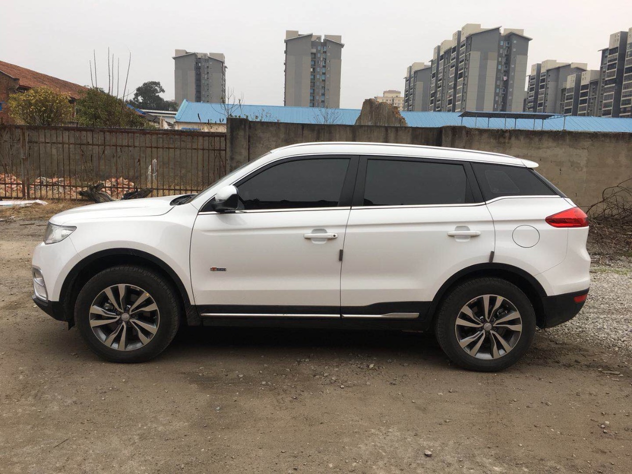 吉利博越1.8t高速1000公里油耗,吉利博越l2023款1.5t雷神混动油耗