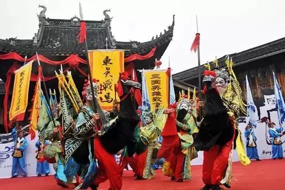 过年去有年味的古镇,2022年适合春节去旅游的年味古镇