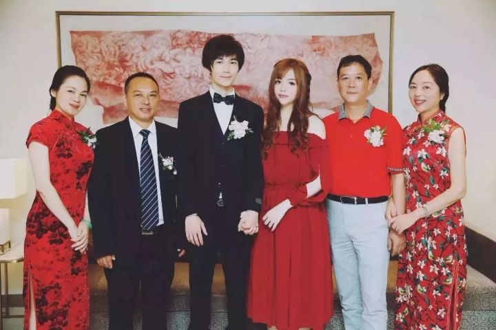 200斤新娘减肥护肤大作战，婚礼当天美成二次元少女