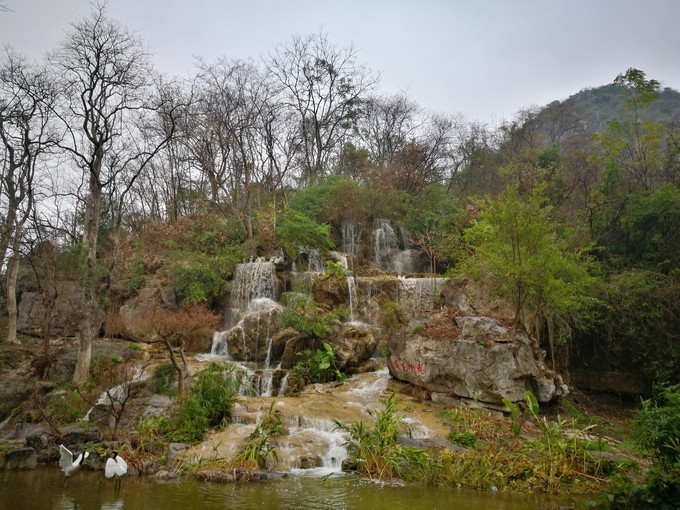 烟雨朦胧中的桂林山水,最简单桂林阳朔西街风景写生图片