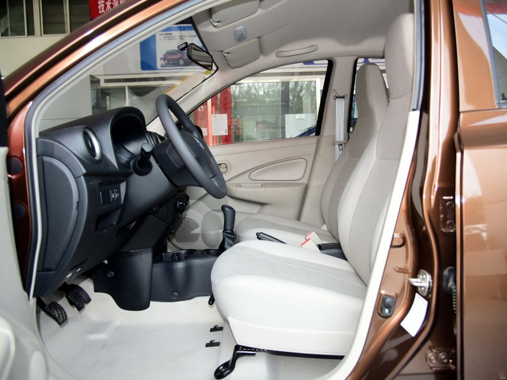 凭借着可靠的质量这款小车得到大家的一致好评