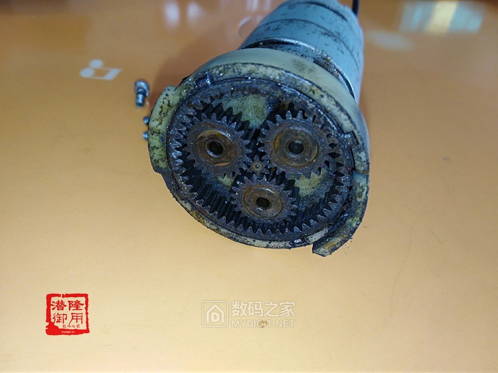 马刀锯拆解测评,切割机清理工具