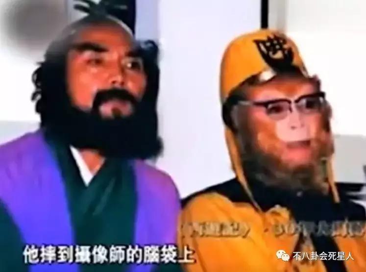 近视的明星不戴眼镜怎么拍戏,近视眼明星怎么拍戏