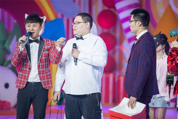 LOL英雄联盟最脑洞大咖齐聚拜年秀全程高能笑出内伤