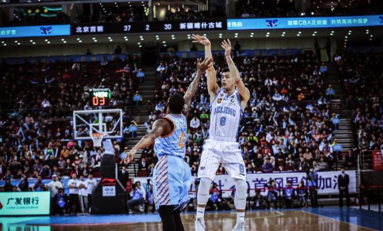 新疆队爆冷失利视频,李秋平新疆队亚当斯