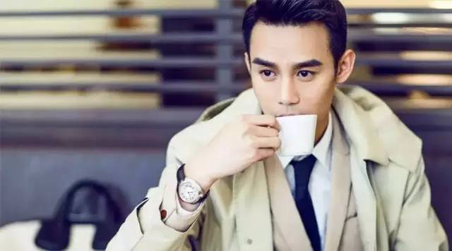 韩国比较火的墨镜,韩国超火的墨镜