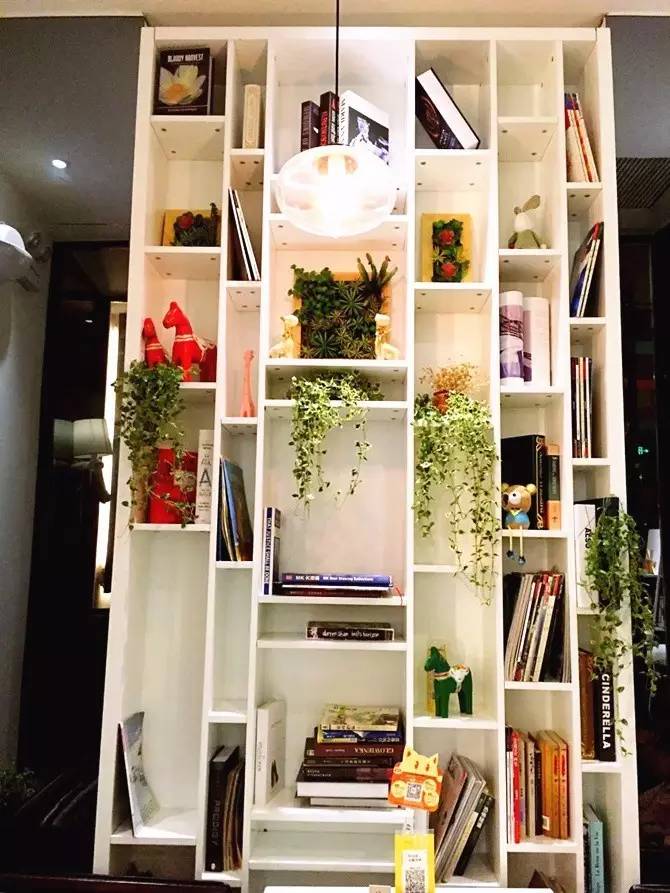 吃过35厘米的烤肠吗？老板请你出来解释一下