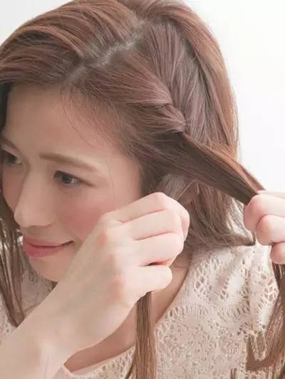 编发三股辫慢动作,编发最简单的三股