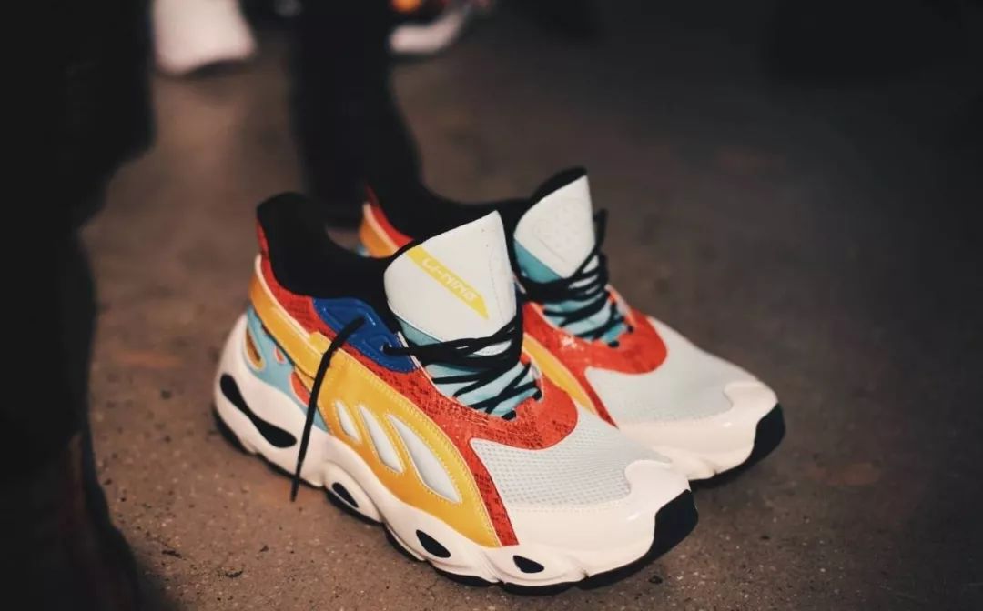 李宁新款打篮球最舒服的是哪一款,李宁和匹克篮球鞋推荐