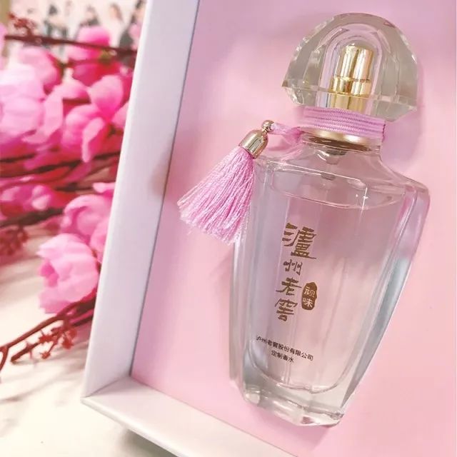 撩拨情人节｜听说时尚新娘的编辑们已经带着礼物去过节了？