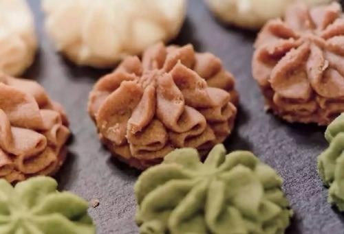 什么牌子曲奇性价比最高,曲奇礼盒哪个牌子好吃