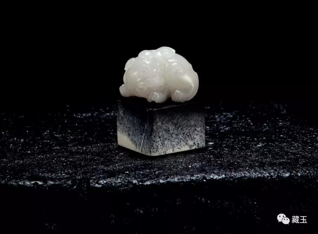 如何鉴别俄料真假,如何鉴别俄料和田玉的真假