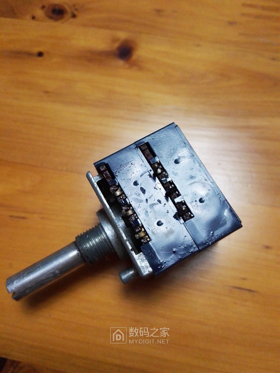 甲类功放电位器维修视频,新德克功放电位器维修