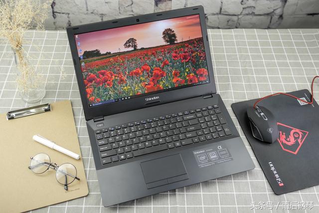 炫龙笔记本i7四代,炫龙有几款17寸的笔记本