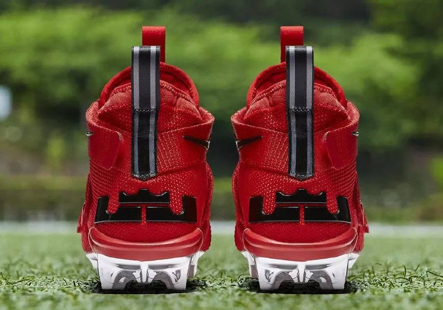 2022超级碗中场秀穿的鞋,超级碗球员球鞋