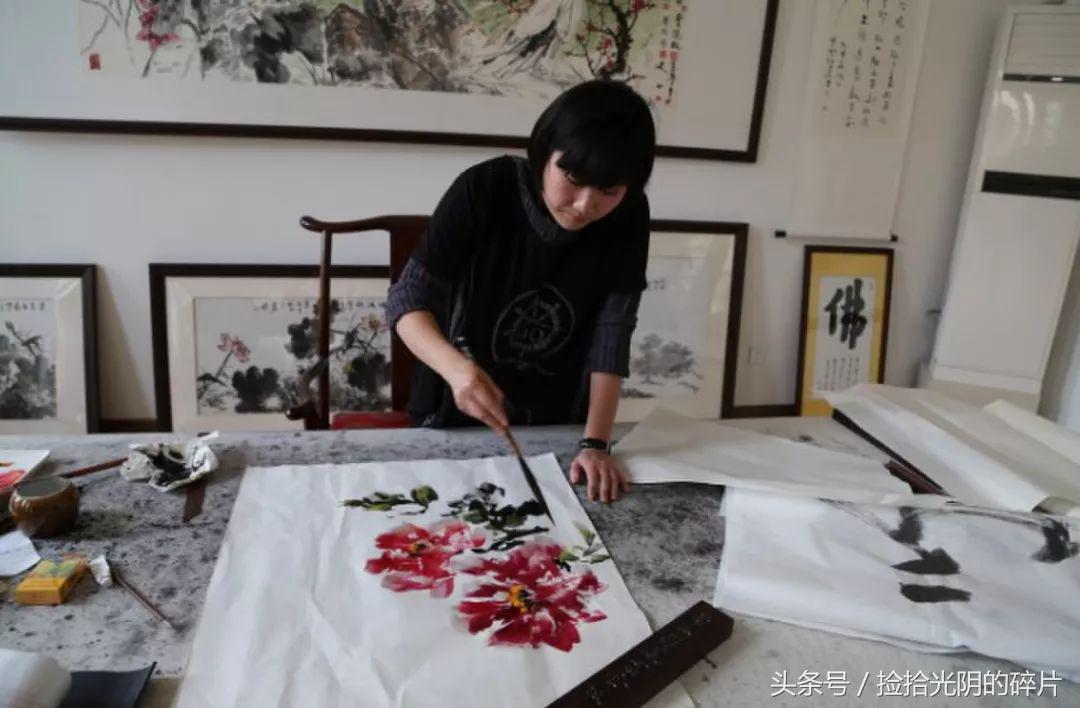 钟雅晨：《谁愿为我裁一寸光阴》