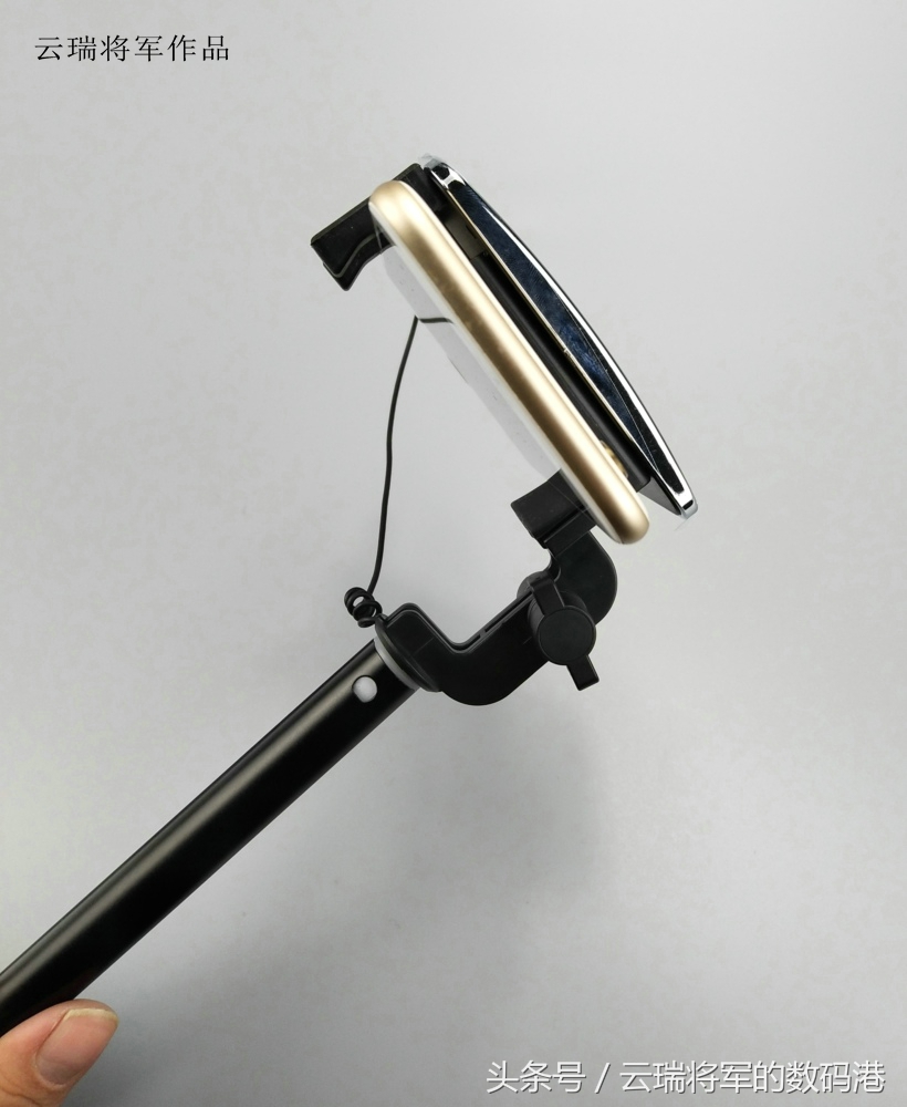 摄影用自拍杆技巧,手机自拍杆怎么连接手机拍照