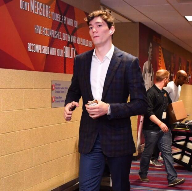 是时候介绍一下骑士新秀——切迪-土耳其吴彦祖-奥斯曼了