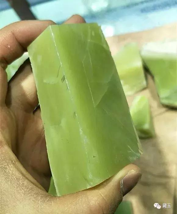 三千多的一口价黄金能卖多少,一千多的一口价黄金大概有多重