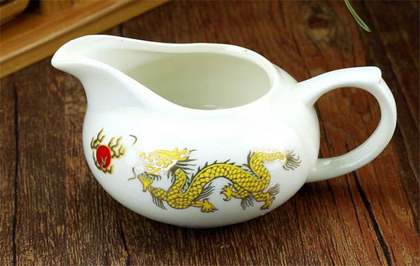 茶桌上那些丑得天翻地覆慨而慷的器物，来看一下你有几件？