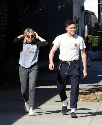 贝克汉姆大儿子颜值到底怎样,贝克汉姆三个儿子颜值巅峰