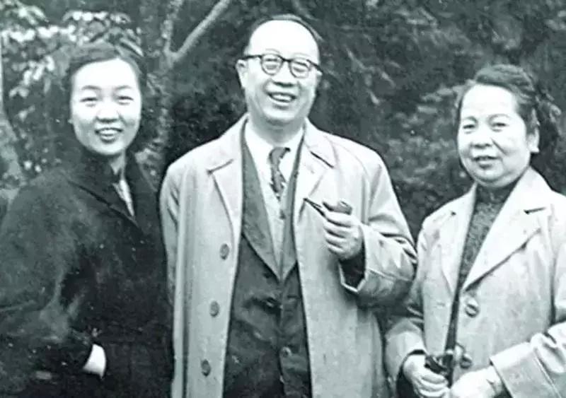 所谓的代沟都是借口,所谓的代购是正品吗