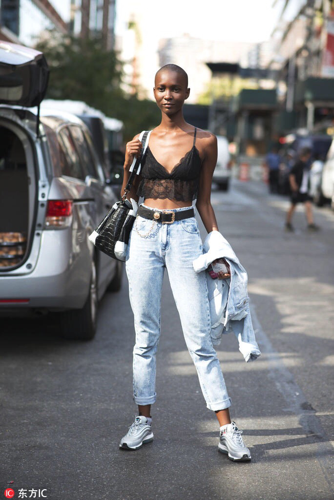 Nike新款*弹子**鞋了解一下，吴亦凡应采儿李沁都为其打CAll