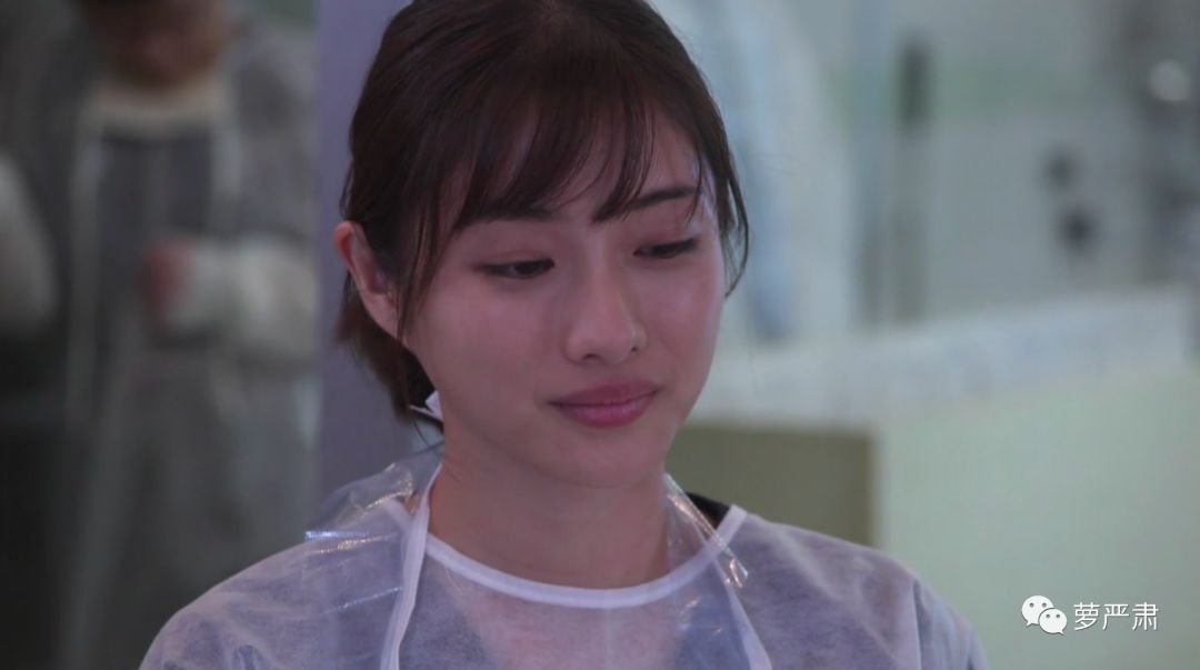 忙到面如土色不洗头,第一集就被分手,这个女主我好喜欢