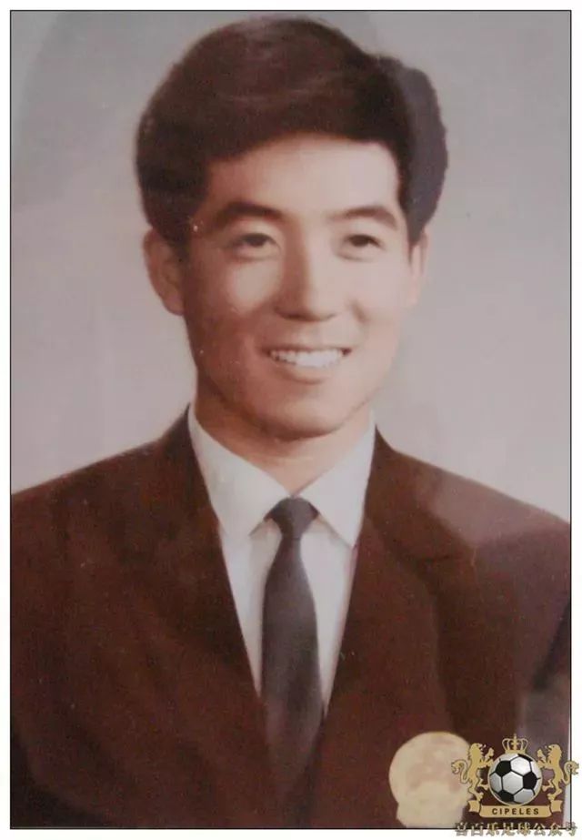 津门足坛双百颂张亚男,津门足坛双百颂书籍