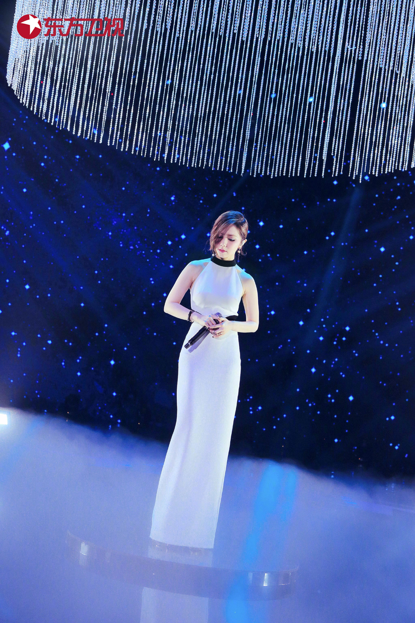 合唱李健孙俪,邓超孙俪看邓紫棋演唱会