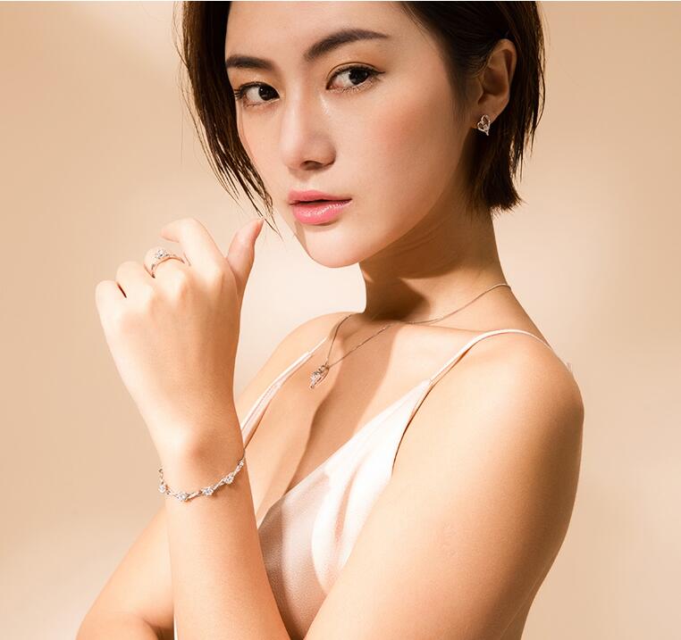 什么牌子的手链平价又好看,手链推荐小众高级款