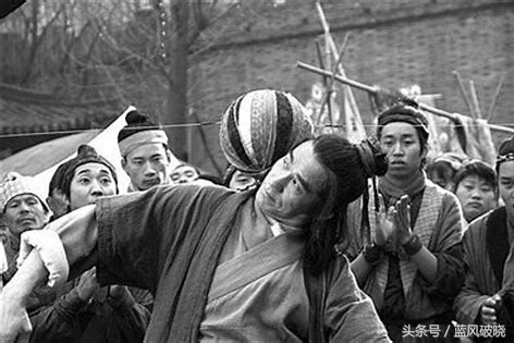 高俅踢的一脚好球,高俅第一次踢球