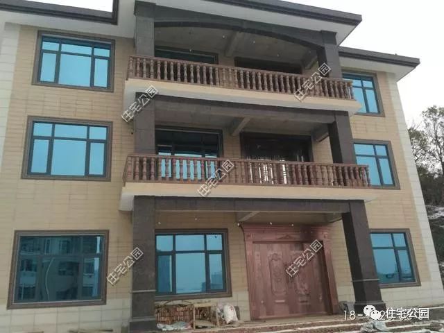 农村建别墅包工包料多少钱一平米,在农村建别墅在网上买图纸好不好