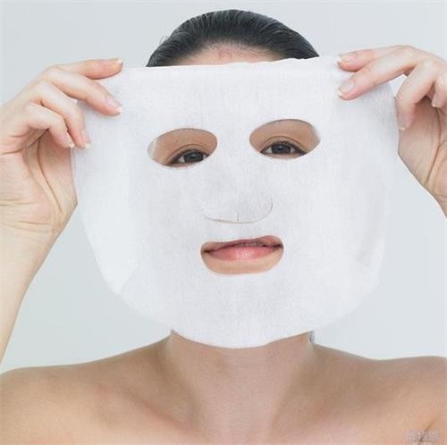 毛孔粗大吓人怎么办,改善大毛孔的方法