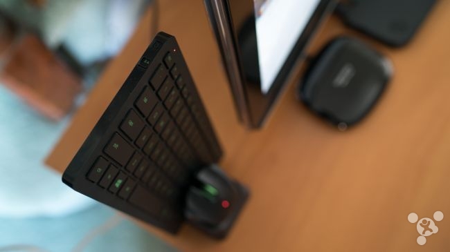 雷蛇堡垒神蛛鼠标,玩游戏雷蛇键盘好还是罗技好