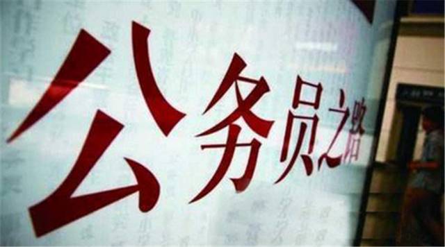 如何面对自媒体乱象,自媒体如何正确引导人的价值观