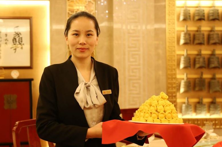 邓廷廷：在别人的团圆里感知幸福