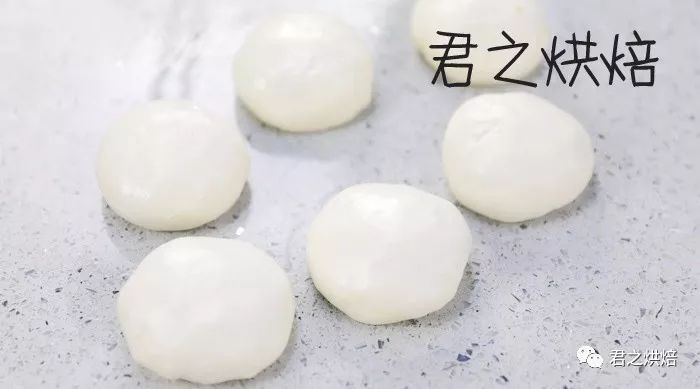 动手自己做美食肉饼看着就有食欲,适合老人吃的肉饼的做法