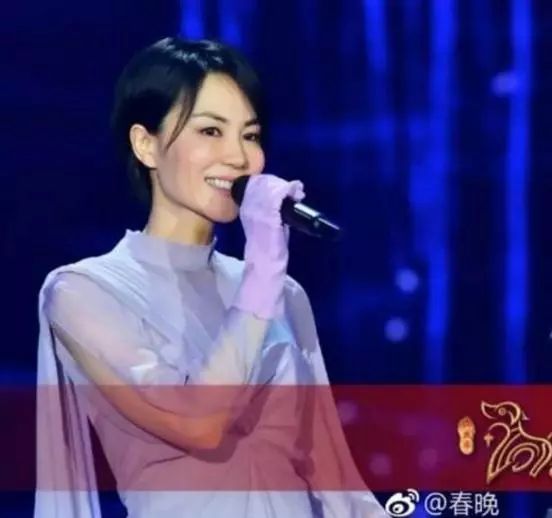 王菲谢霆锋同台集合,王菲谢霆锋甜蜜现场