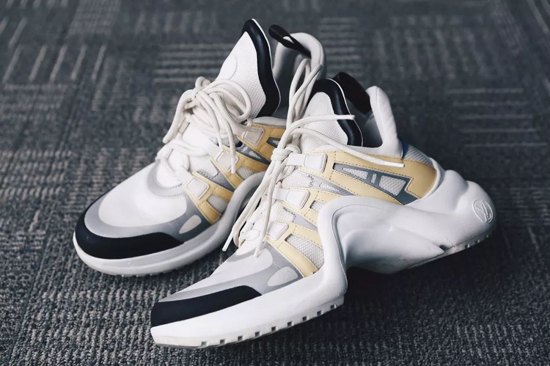 louisvuitton男士豆豆鞋,louisvuitton老爹鞋是男款还是女款