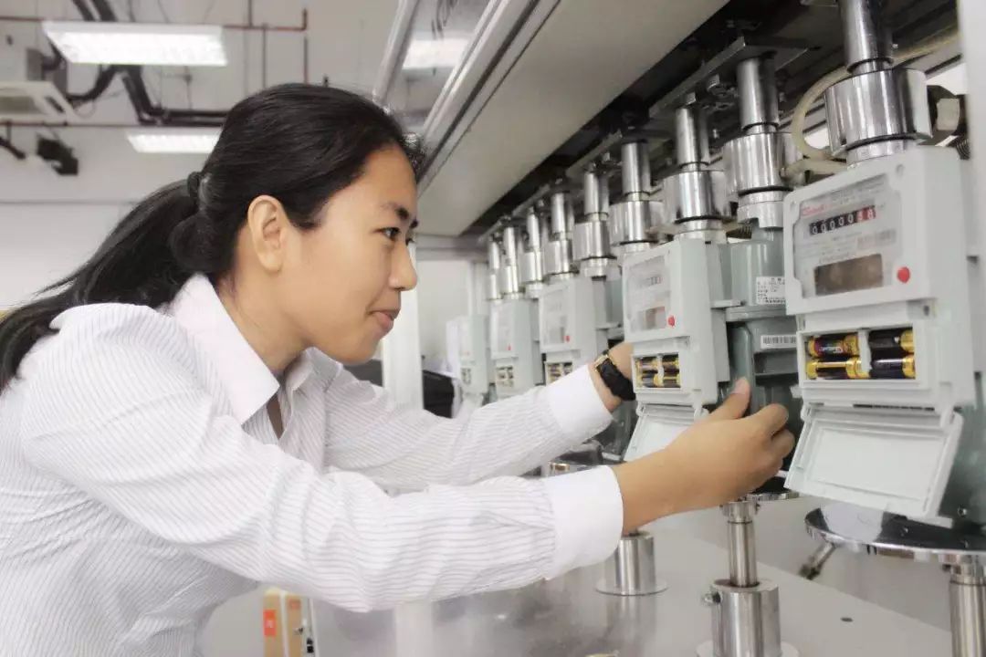 这里有女神你了，快来看